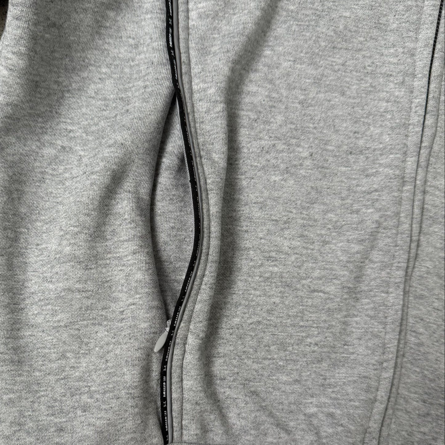 Piping Hood (Grey)