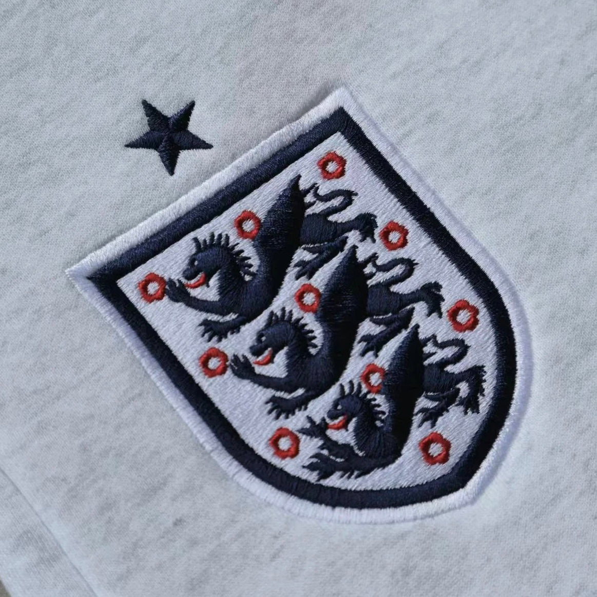 England Crest Tracksuit Shorts (Grey)